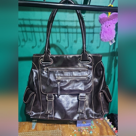 Handbags - Classic Black Tote Bag with Contrast Stitching